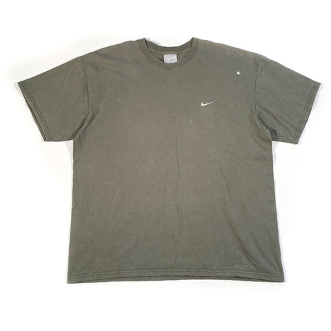 Vintae Y2K Nike Swoosh T-Shirt