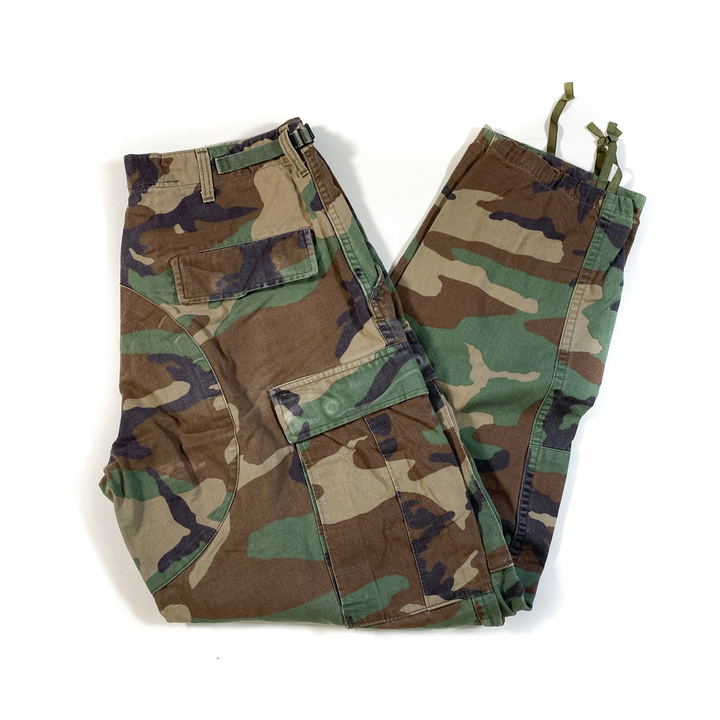 Vintage 90's Woodland Camouflage Cargo Pants – CobbleStore Vintage